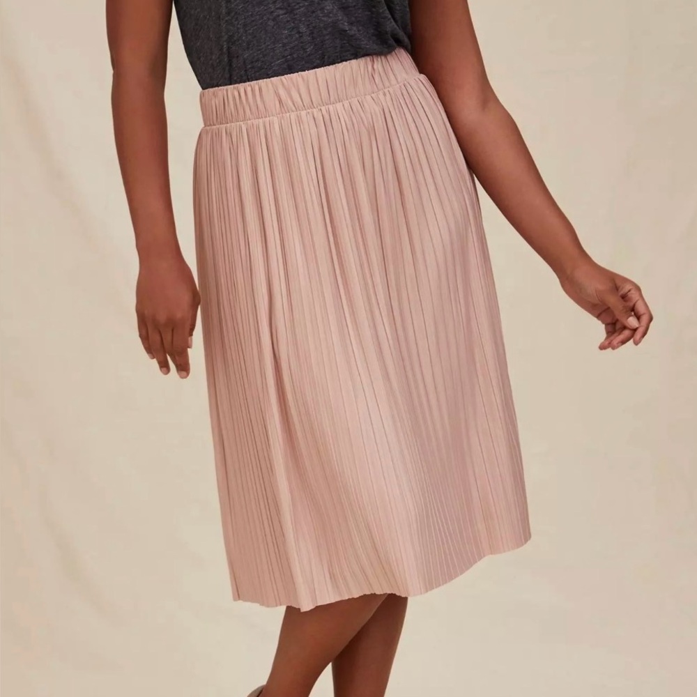 torrid Pleated Midi Skirt in Blush Pink